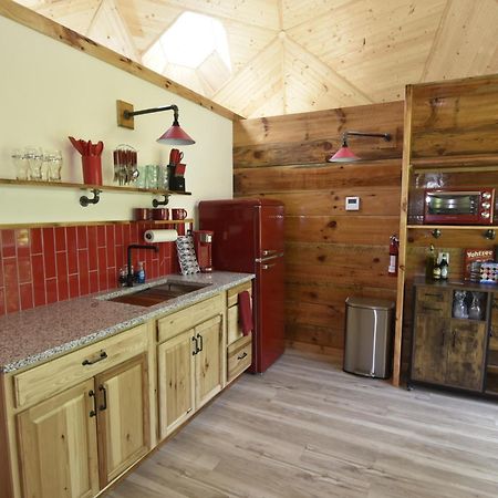 Vila Natahala Glamping Red Dome #23 Topton Exteriér fotografie